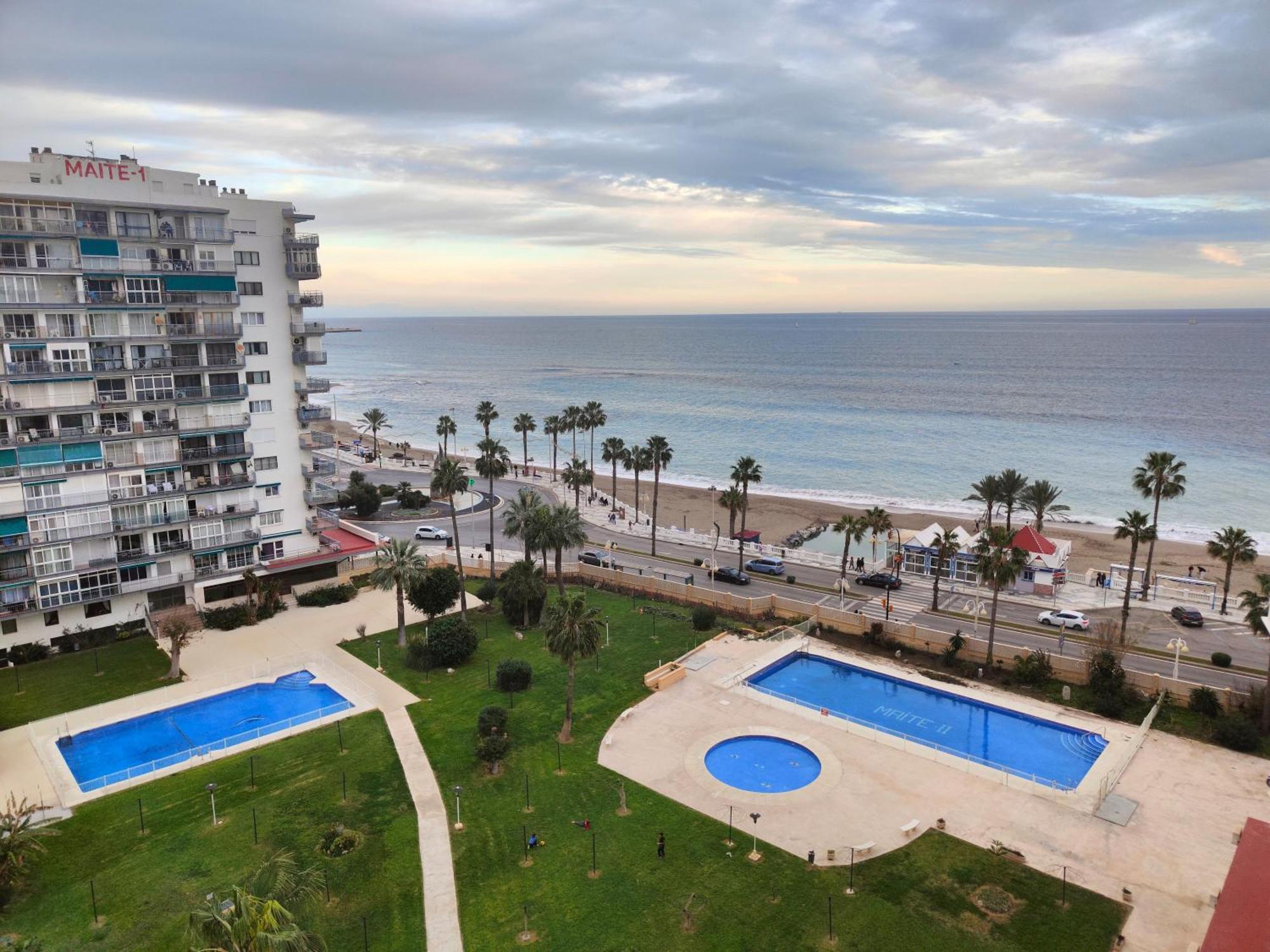 Apartamento En Benalmadena, Primera Linea De Playa المظهر الخارجي الصورة